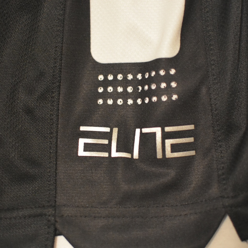 nike elite black boy's size XL shorts